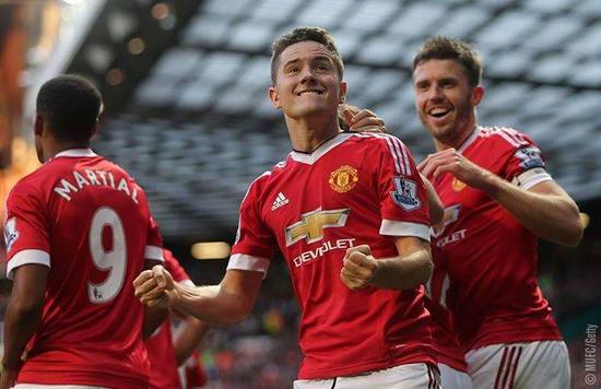 球员转会早 球员转会早